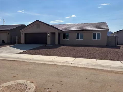 4927 N Famoso Dr, Kingman, AZ 86409