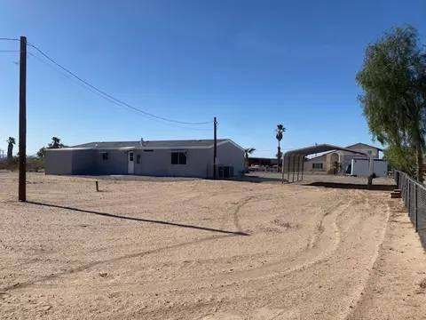 Exterior - 5282 El Mirage Dr, Topock, AZ 86436 photo 5 of 10