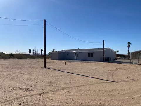 Exterior - 5282 El Mirage Dr, Topock, AZ 86436 photo 6 of 10