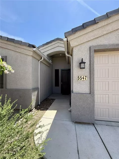 5547 Eagle View Rd, Kingman, AZ 86409 photo 3