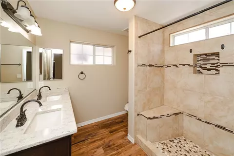 Bath - 3059 Mallory Loop, Kingman, AZ 86401 photo 3 of 4