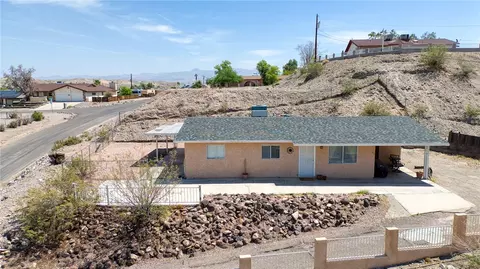 1472 Summit Dr, Bullhead City, AZ 86442
