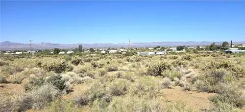 4 Bryce Road # s2, Golden Valley, AZ 86413