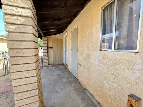 Exterior - 3166 E Thompson Ave, Kingman, AZ 86409 photo 5 of 10