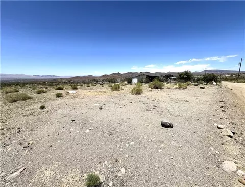 316-07 N 315a N Jesmond, Dolan Springs, AZ 86441