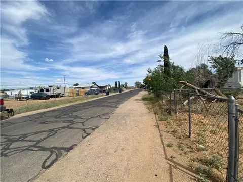 3984 E Shaeffer Ave, Kingman, AZ 86409 photo 4