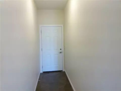 Entry Way - 7185 E Cactus Dr, Kingman, AZ 86401 photo 4 of 5