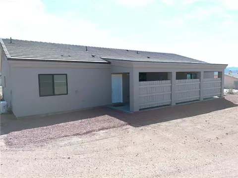 Exterior - 7185 E Cactus Dr, Kingman, AZ 86401 photo 11 of 22