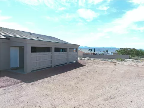 Exterior - 7185 E Cactus Dr, Kingman, AZ 86401 photo 17 of 22
