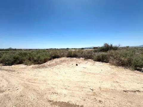 9764 Centavo Ave, Mohave Valley, AZ 86440