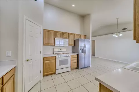 3943 E Snavely Ave, Kingman, AZ 86409 photo 17