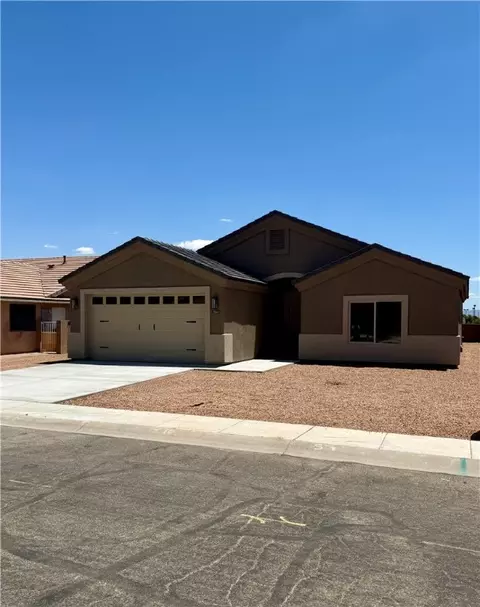 3944 Raymond Ave, Kingman, AZ 86409