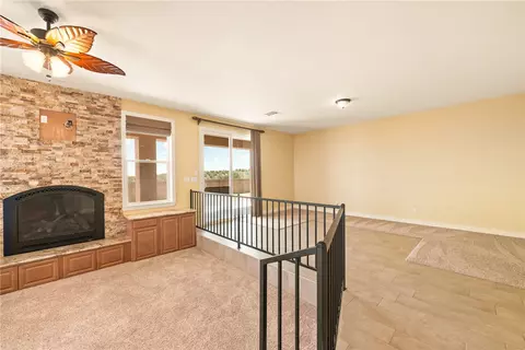 Living - 9076 E Mountain Shadow Rd, Kingman, AZ 86401 photo 5 of 8