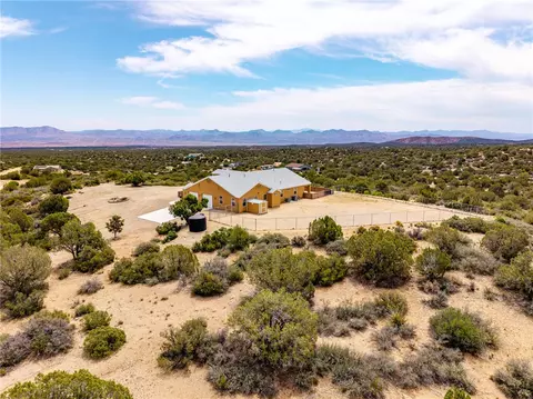 View/Area - 9076 E Mountain Shadow Rd, Kingman, AZ 86401 photo 3 of 9