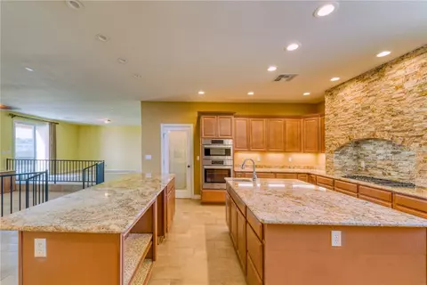 Kitchen - 9076 E Mountain Shadow Rd, Kingman, AZ 86401 photo 10 of 11