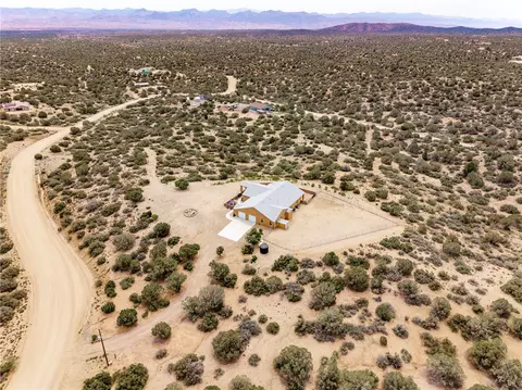 View/Area - 9076 E Mountain Shadow Rd, Kingman, AZ 86401 photo 5 of 9