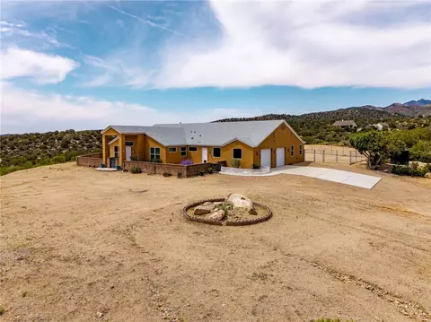 Exterior - 9076 E Mountain Shadow Rd, Kingman, AZ 86401 photo 17 of 22