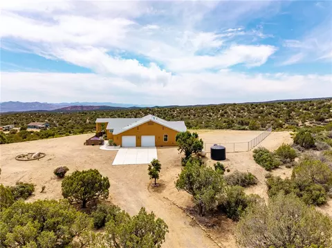 Exterior - 9076 E Mountain Shadow Rd, Kingman, AZ 86401 photo 19 of 22
