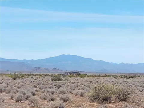 lot61 W B W Bolsa Dr, Golden Valley, AZ 86413