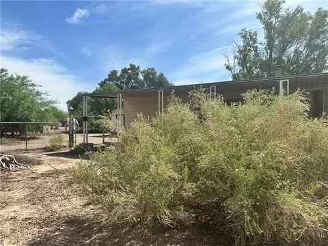 8416 S Boundary Peak Rd, Mohave Valley, AZ 86440