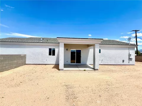 Exterior - 3500 E Thompson Ave, Kingman, AZ 86409 photo 4 of 6