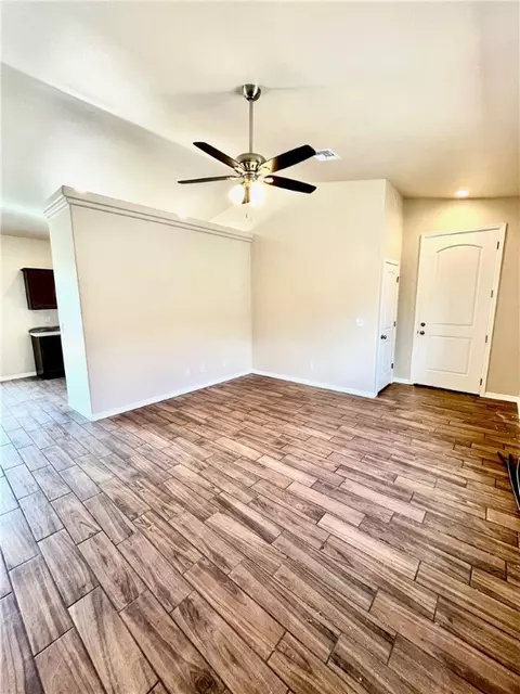 Living - 3500 E Thompson Ave, Kingman, AZ 86409 photo 4 of 4