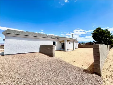 Exterior - 3500 E Thompson Ave, Kingman, AZ 86409 photo 3 of 6