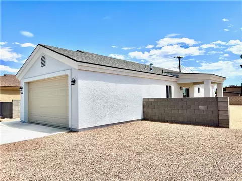 Exterior - 3500 E Thompson Ave, Kingman, AZ 86409 photo 2 of 6