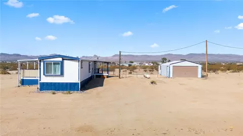 7381 W Agua Fria Dr, Golden Valley, AZ 86413