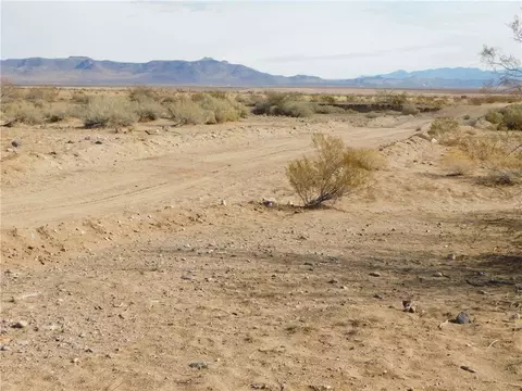 lot1 W Chemehuevi Dr, Golden Valley, AZ 86413