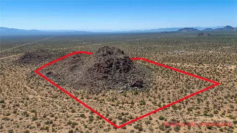 122-09 S 011 S Gold Mine Rd, Yucca, AZ 86438