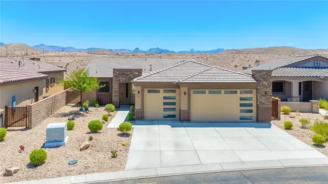 834 Onate Ct, Bullhead City, AZ 86429