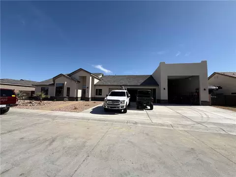 1312 E Cherry Creek Dr, Fort Mohave, AZ 86426