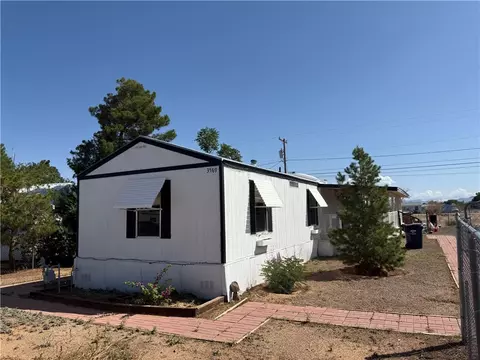 3589 E Robin Ln, Kingman, AZ 86409 photo 3