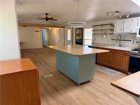 3589 E Robin Ln, Kingman, AZ 86409 photo 8