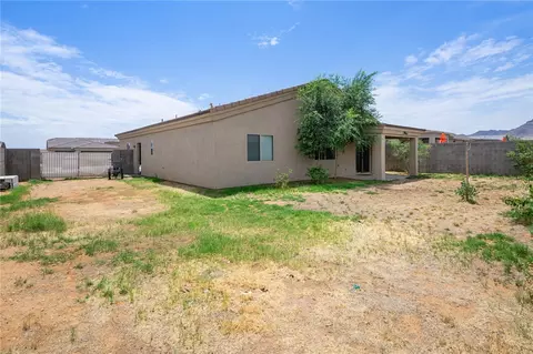 Exterior - 2649 E Luna Vis, Kingman, AZ 86409 photo 8 of 9
