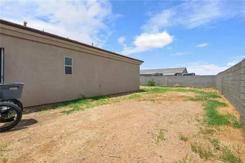 Exterior - 2649 E Luna Vis, Kingman, AZ 86409 photo 9 of 9