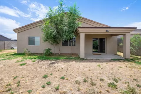Exterior - 2649 E Luna Vis, Kingman, AZ 86409 photo 7 of 9