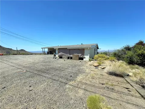 3277 N Kofa Rd, Golden Valley, AZ 86413
