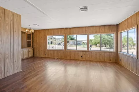 450 E Beverly Ave, Kingman, AZ 86409 photo 12