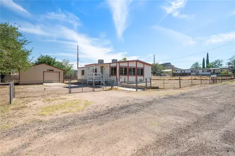 450 E Beverly Ave, Kingman, AZ 86409 photo 4