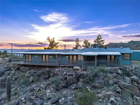 3262 E Josiah Dr, Golden Valley, AZ 86413
