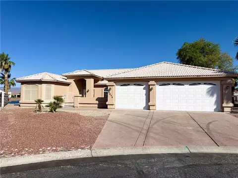 2074 E Lago Grande Bay Bay, Fort Mohave, AZ 86426