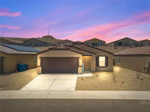 2420 Pesuna Dr, Bullhead City, AZ 86442