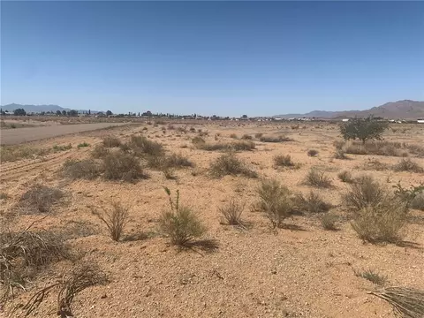 7222 E Dome Rock Dr, Kingman, AZ 86401