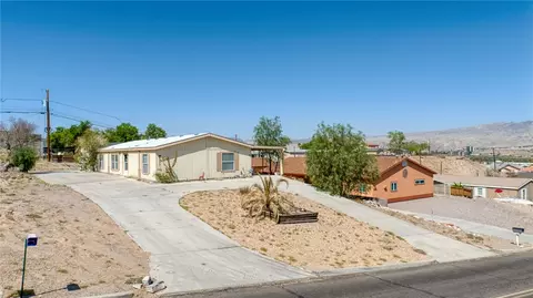 1277 Arcadia Blvd, Bullhead City, AZ 86442