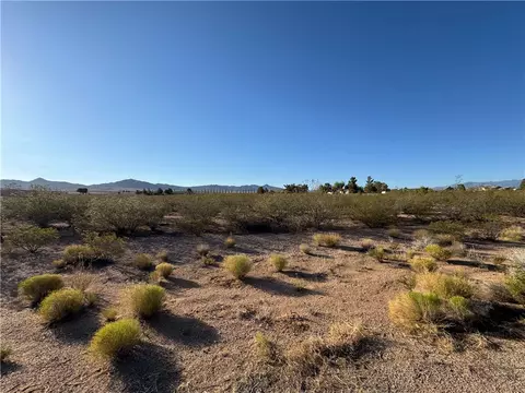 8812 N Ironwood Dr, Kingman, AZ 86401