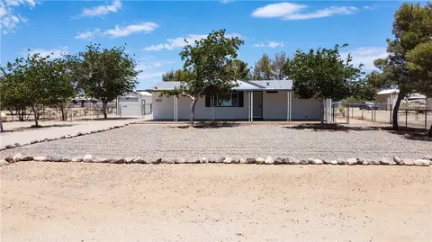 7053 W Chino Dr, Golden Valley, AZ 86413