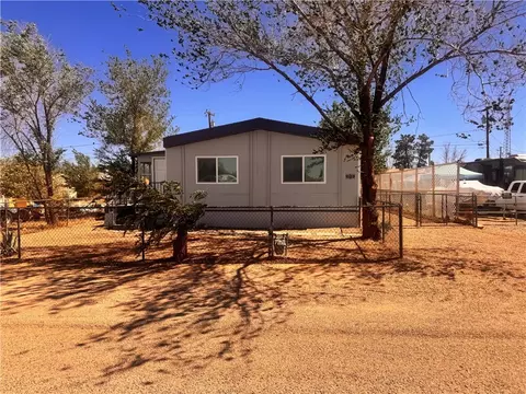 Exterior - 3510 E Devlin Ave, Kingman, AZ 86409 photo 1 of 11
