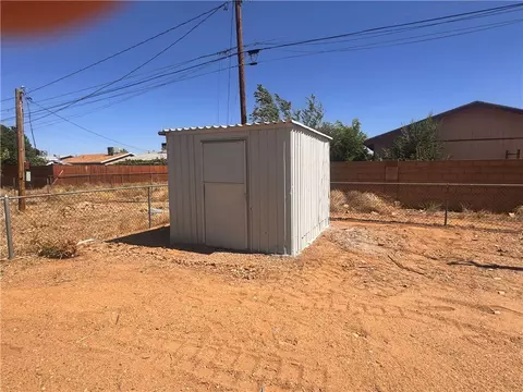 Exterior - 3510 E Devlin Ave, Kingman, AZ 86409 photo 10 of 11
